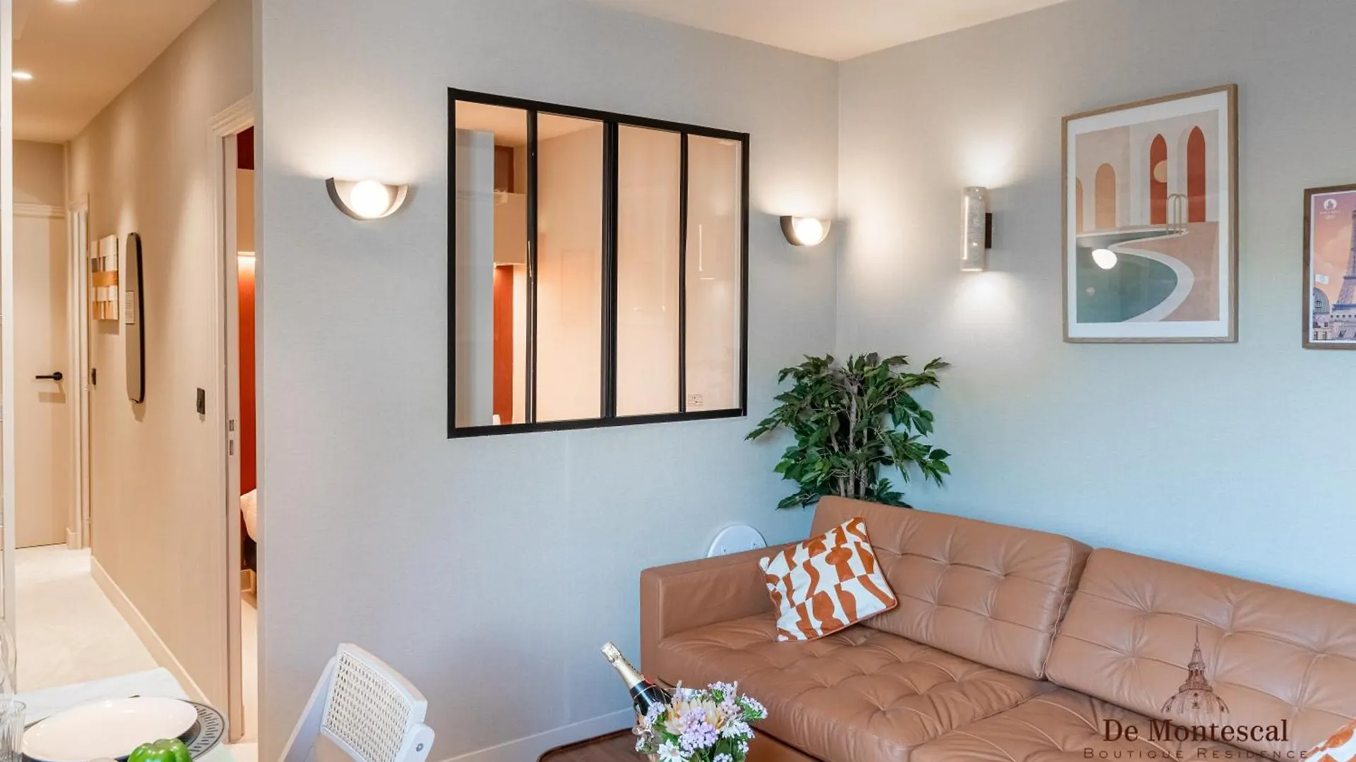 De Montescal Montparnasse Ac In A Prime Location 22 -36m2 アパート パリ