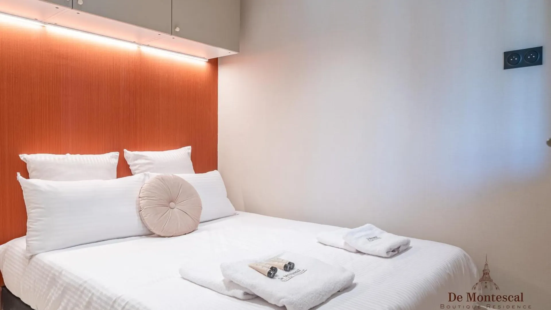 De Montescal Montparnasse Ac In A Prime Location 22 -36m2 * パリ