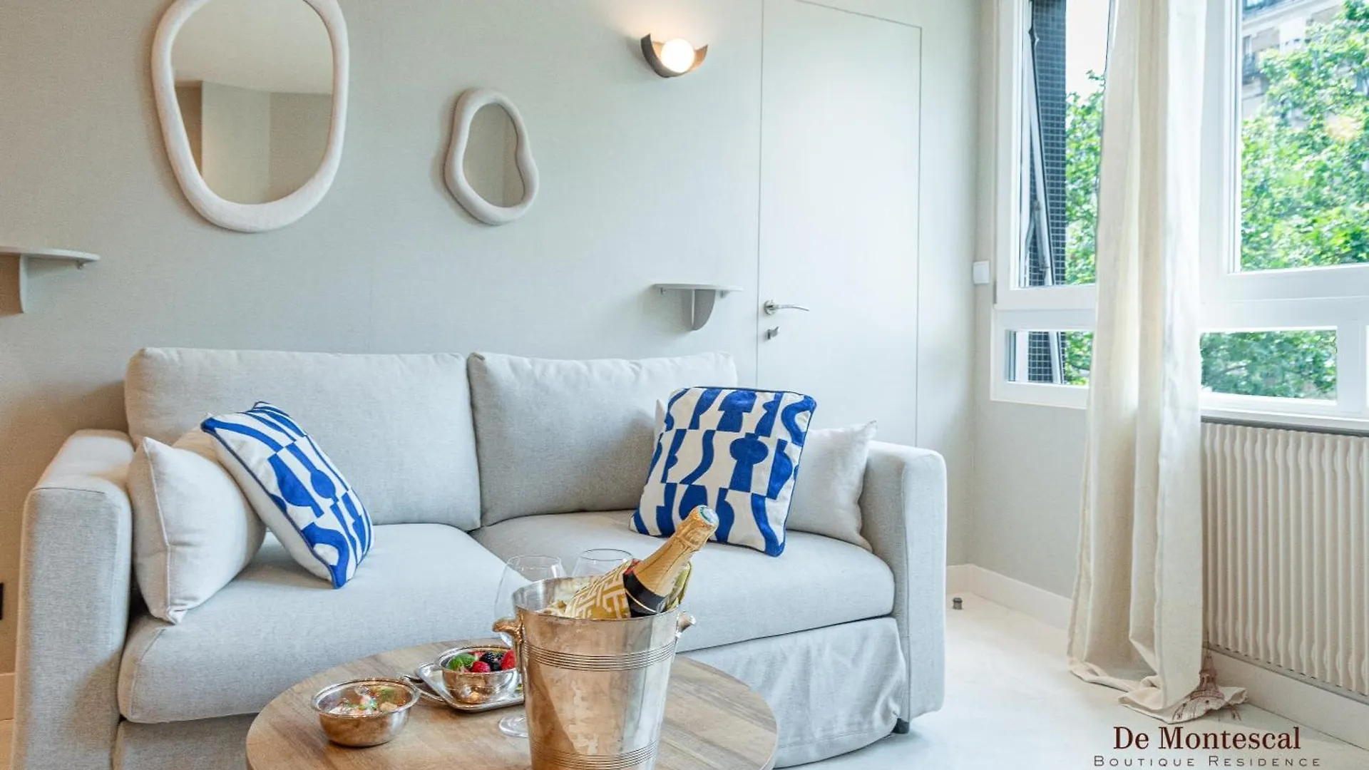 De Montescal Montparnasse Ac In A Prime Location 22 -36m2 Apartment *