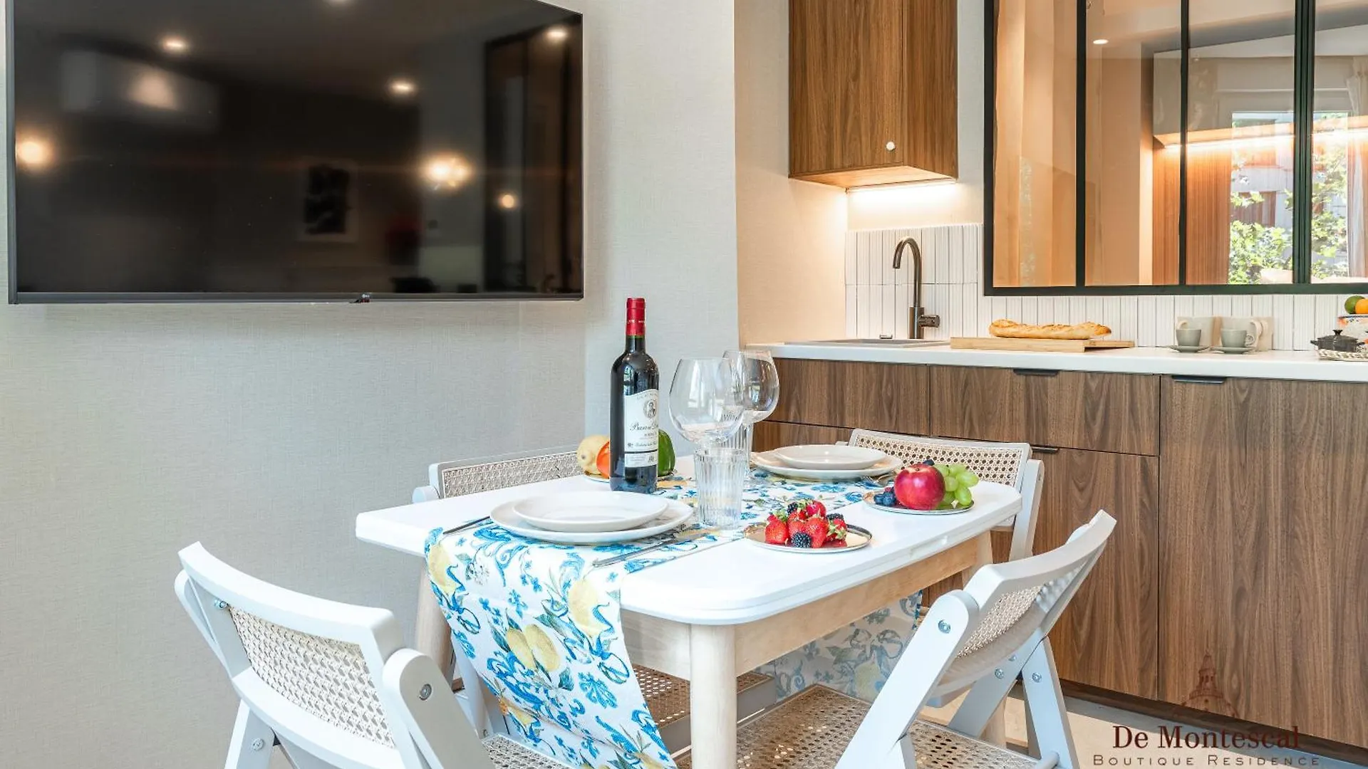 De Montescal Montparnasse Ac In A Prime Location 22 -36m2 Apartment Paris
