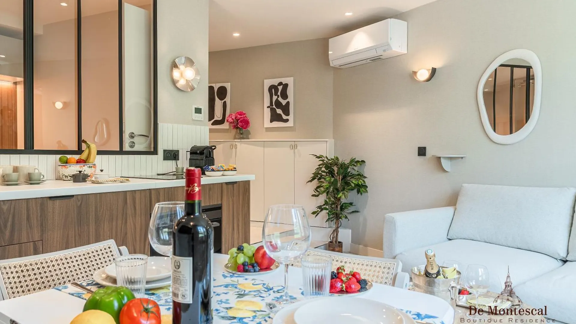 Apartment De Montescal Montparnasse Ac In A Prime Location 22 -36m2 *